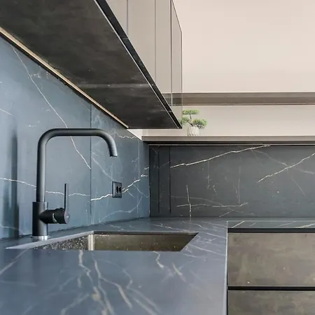 Mega Luxury * Rrushkull (Durres)