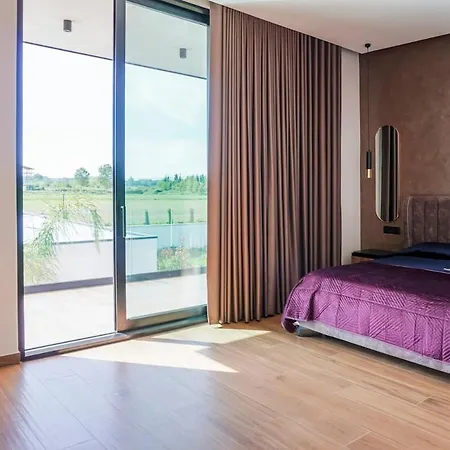 Mega Luxury * Rrushkull (Durres)