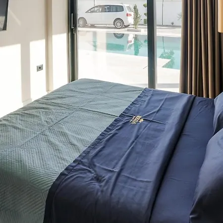 Mega Luxury Βίλα *