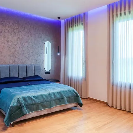 Mega Luxury Βίλα *