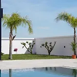 Mega Luxury וילה