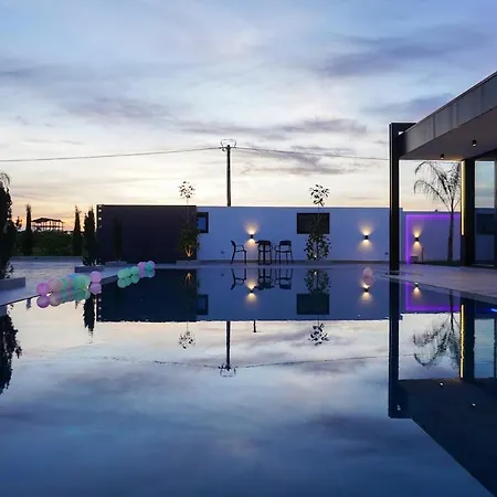 Mega Luxury Villa *