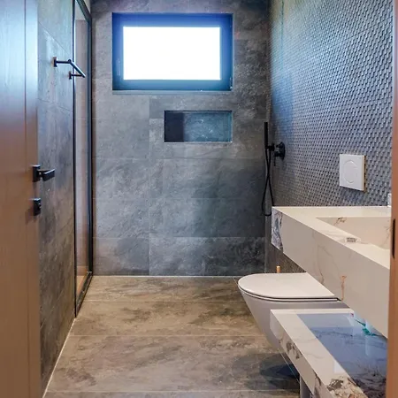 Villa Mega Luxury *