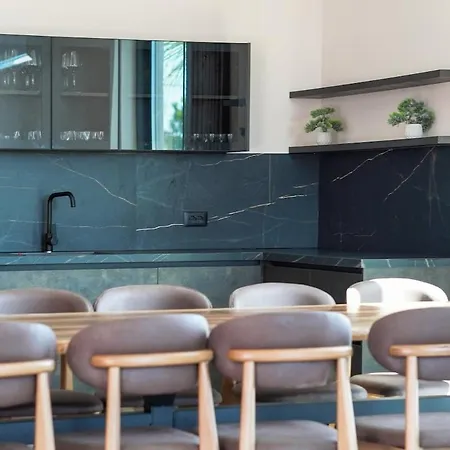 Mega Luxury ヴィラ Rrushkull (Durres)